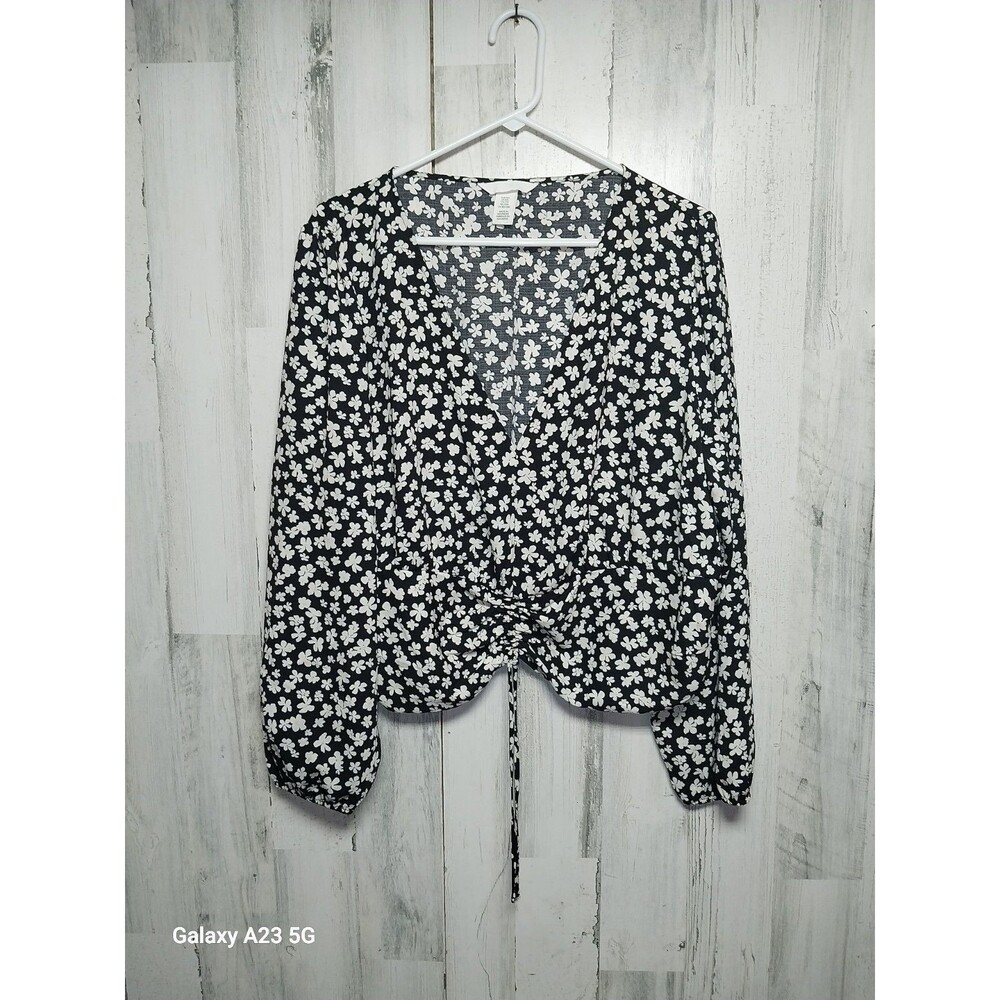 H&M Women's XXL Cropped Floral V Neck Puff Sleeve Top